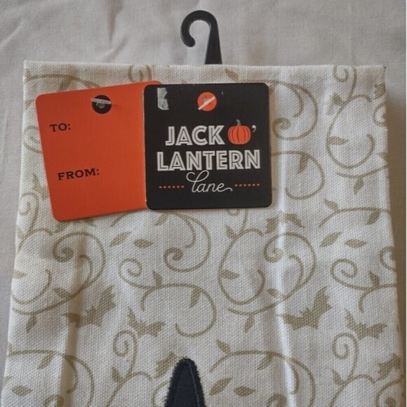 Set of 2 Halloween Theme Kitchen Towels - Picture 5 of 6